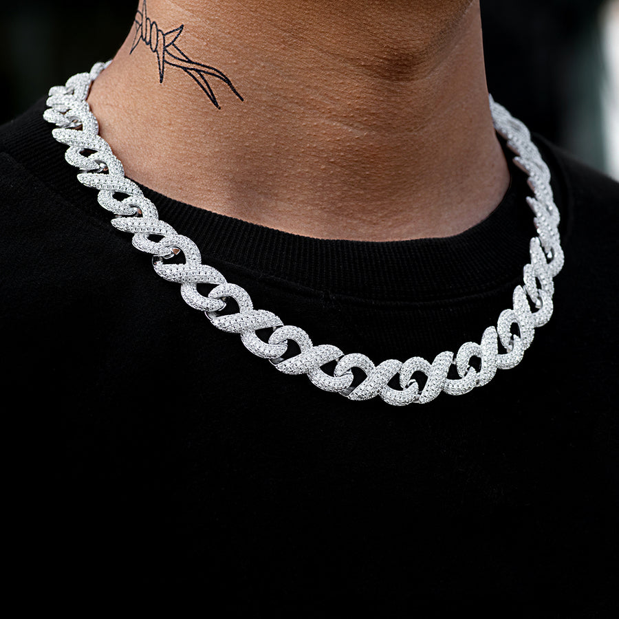 Infinity Link Chain (15mm) in White Gold
