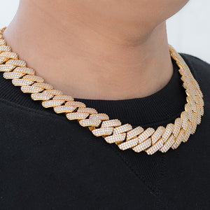 Prong Cuban Link Chain (19mm) in Yellow Gold